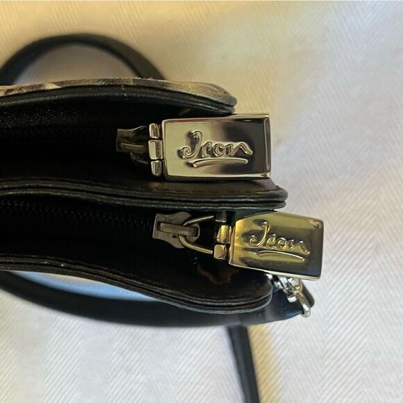 Rare 🔥 ICON Los Angeles‎ Snow Leopard designer leather crossbody bag, NWOT. - Picture 7 of 14